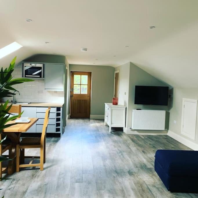 Luxury Rural Retreat Near Rutland Water Apartment Greetham